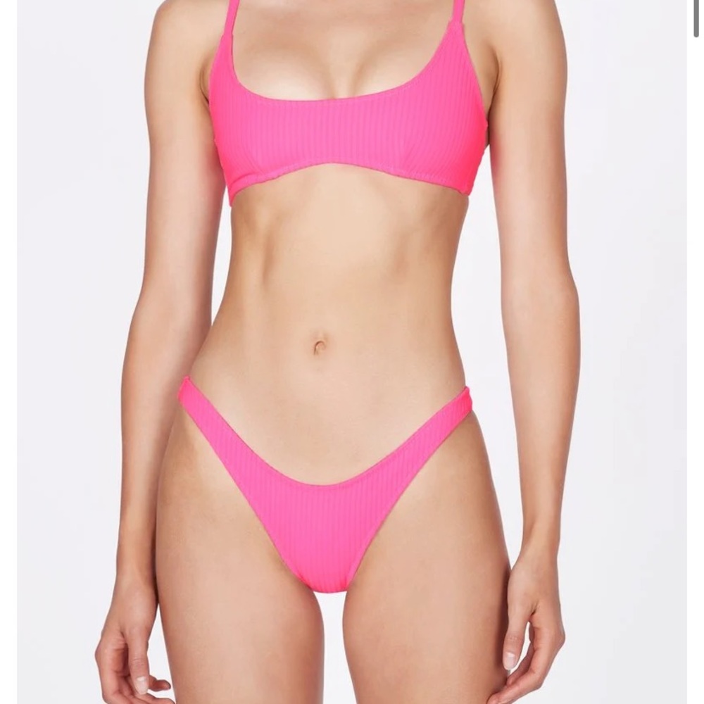 Pink triangl maci bikini